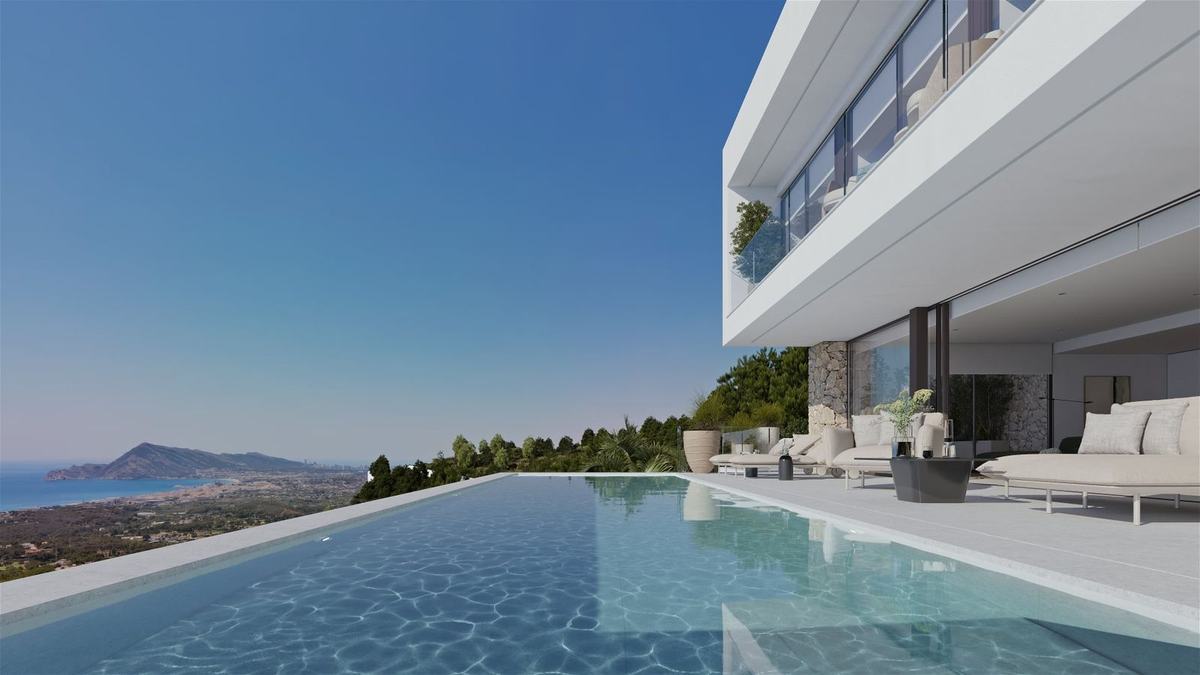 Contemporary sea-view villa — photo 1 of 6