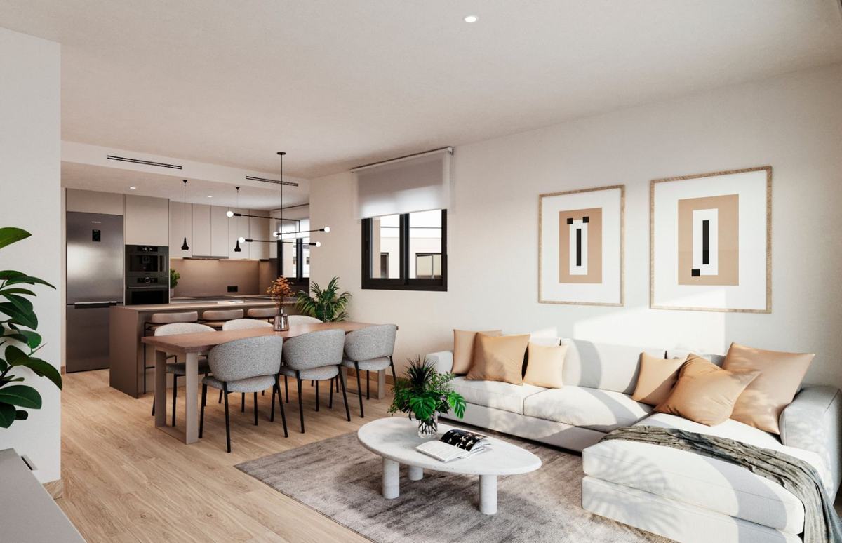 Three-bedroom apartment with communal pool — photo 6 of 6